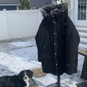 The North Face Extra Large Men’s Parka 550